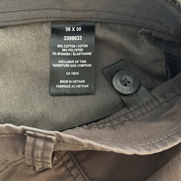 BC Clothing. 36/30 x 28” Inseam. Men’s casual/hiking pants. - Picture 10 of 11